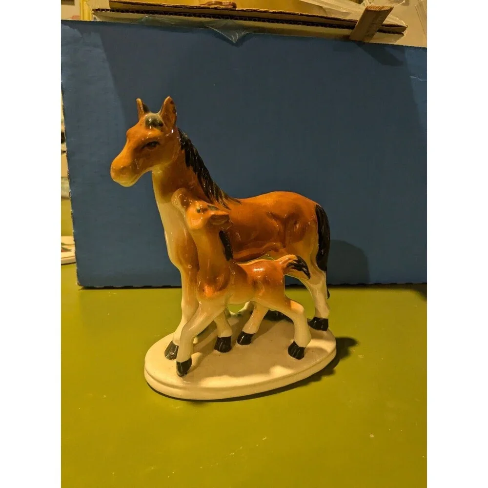 Vintage Horse Figurine Mare And Foal Ceramic Base 7” X 6”
